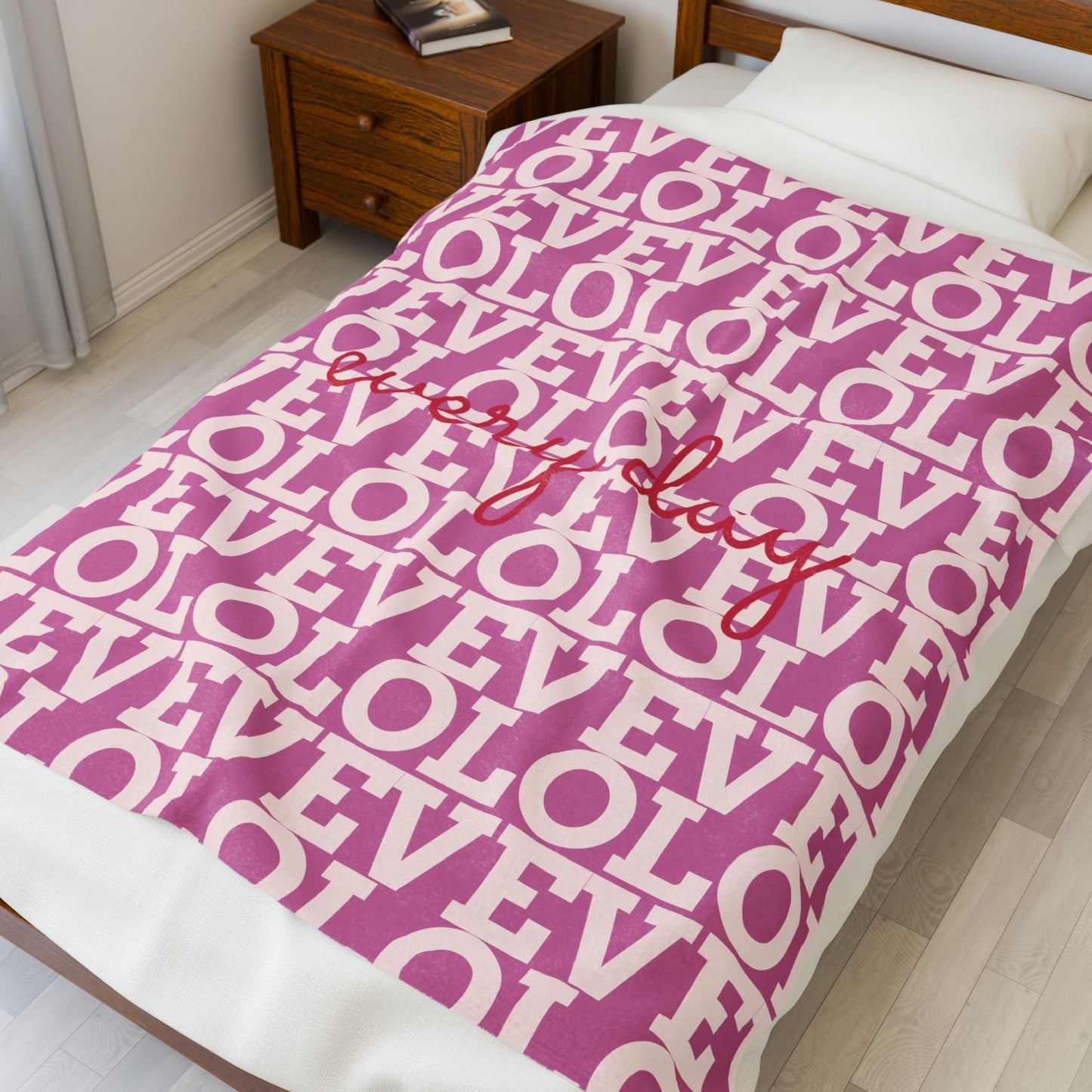 "LOVE every day" Velveteen Plush Blanket